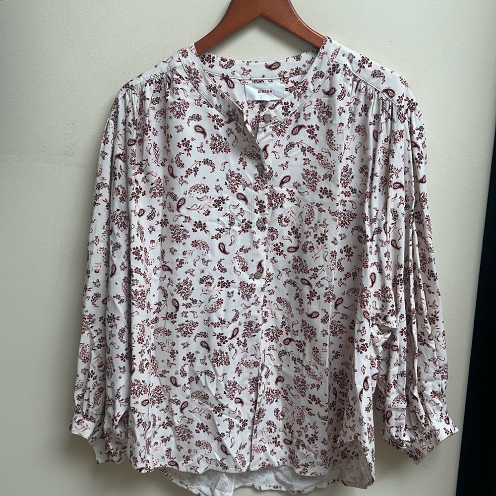 Xirena Ameli Top Paisley in Cream